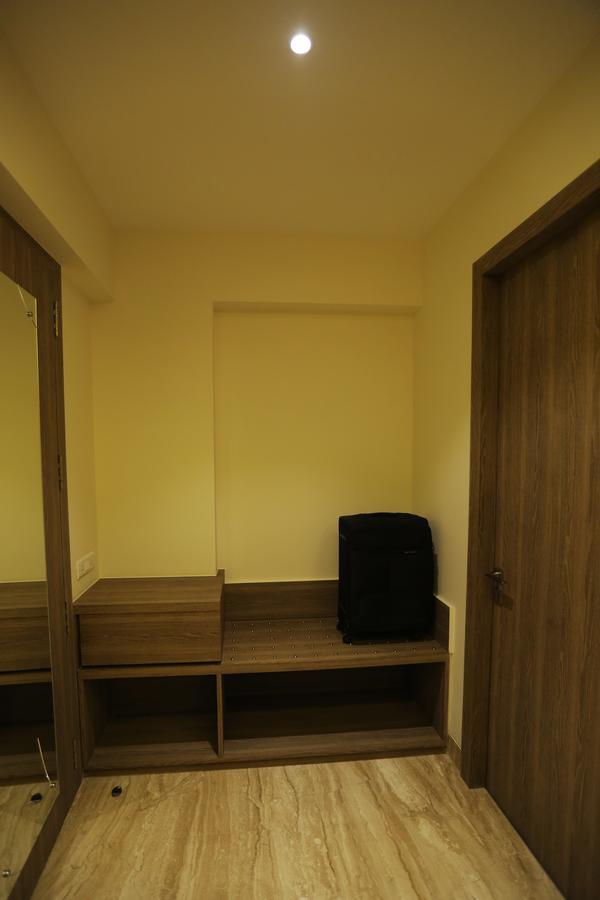 Lakeview Service Apartments Calcuta Exterior foto