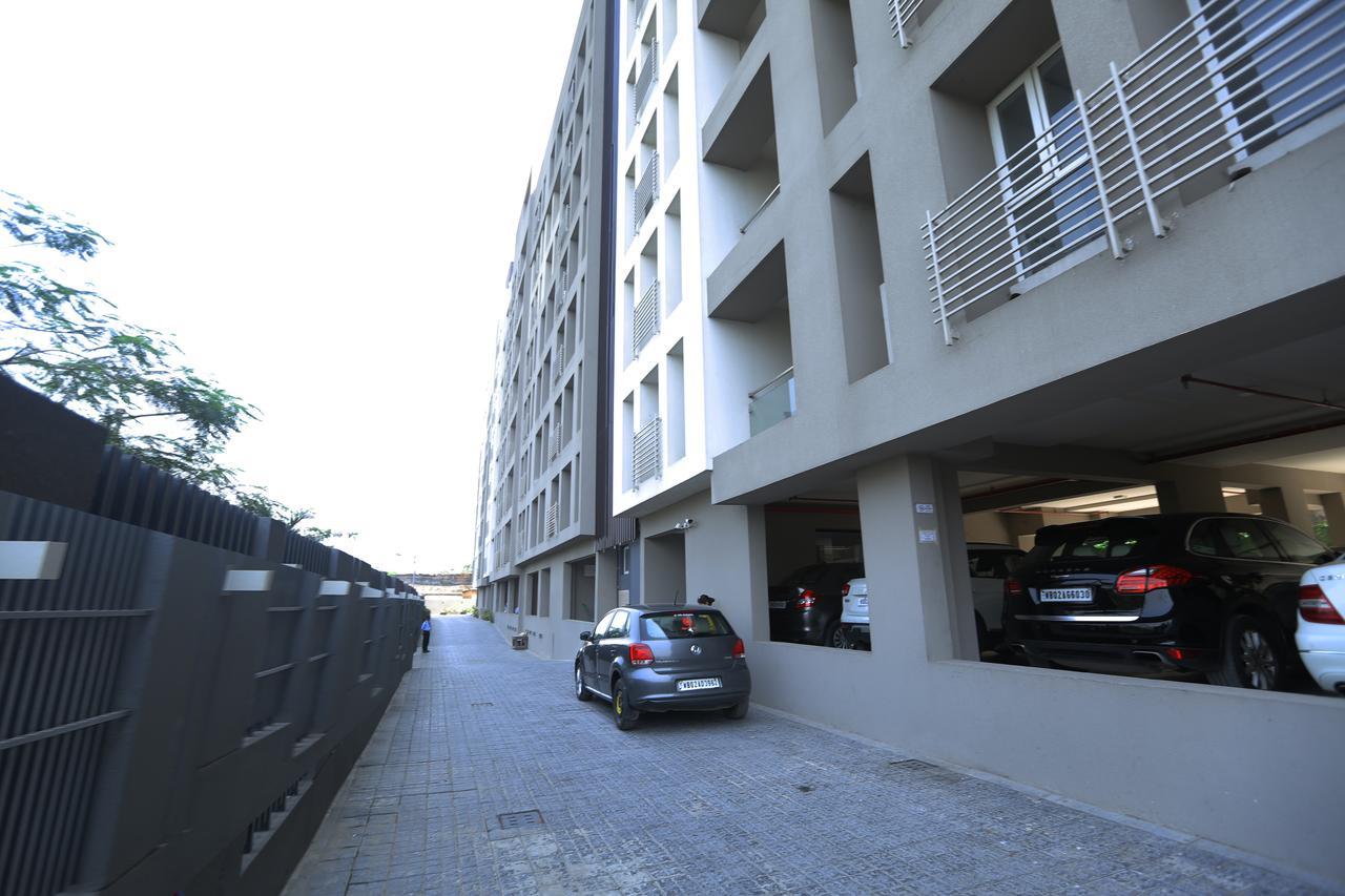 Lakeview Service Apartments Calcuta Exterior foto